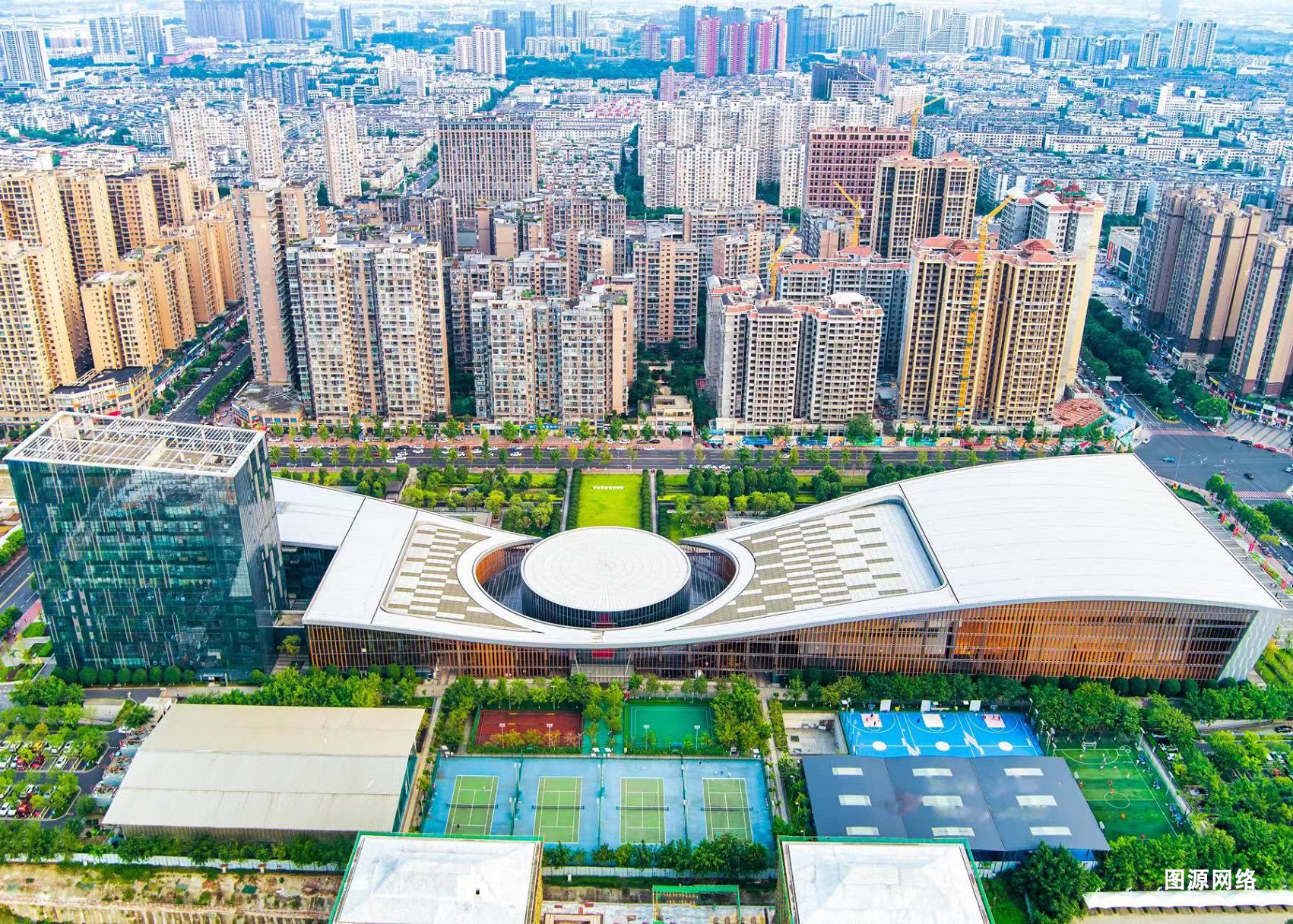 青白江文体中心